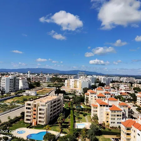 Apartman Clube Mar Flat T1 *